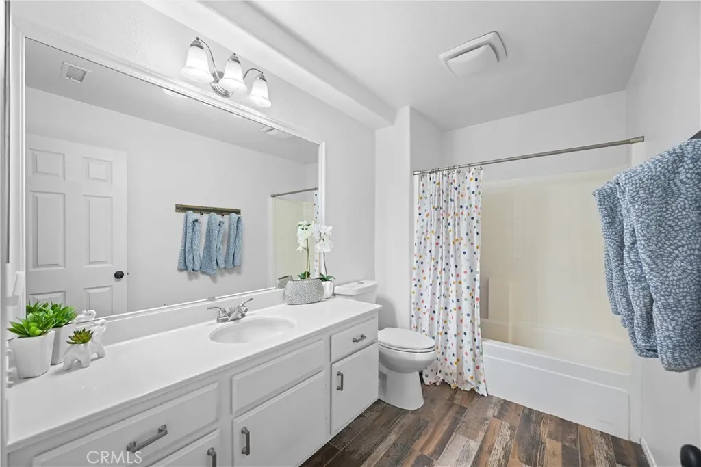 32928 Starlight Street, Wildomar, California 92595 home-pic-32